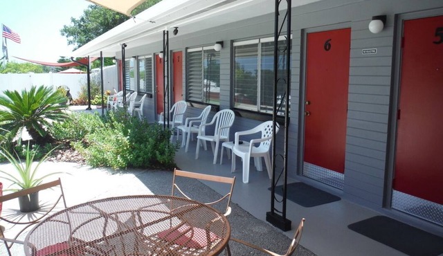 The Scoot Inn