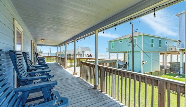 The Seaside Dollar - 2nd Row, Spectacular Sea Views