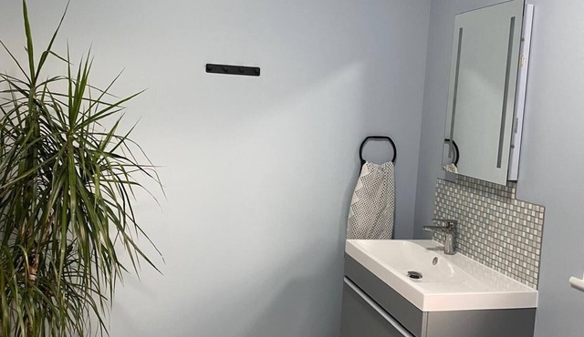 The Snug - Newly Renovated Charming 1769 Cottage Escape in the Countryside.