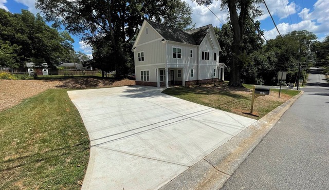 The Spacious Respite in Marietta, GA- Family friendly with 4.5 bathrooms!