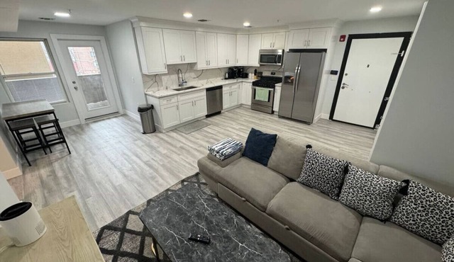 The Spacious Suite: 2BR with Balcony