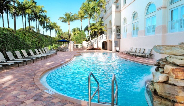 The Stay That Makes Every Trip Better! Outdoor Swimming Pool, Free Parking!