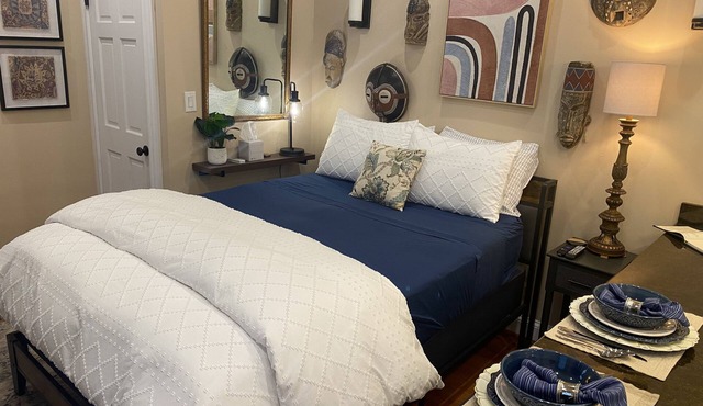 The Studio@ Eanes Drug-Heart of the Historic District