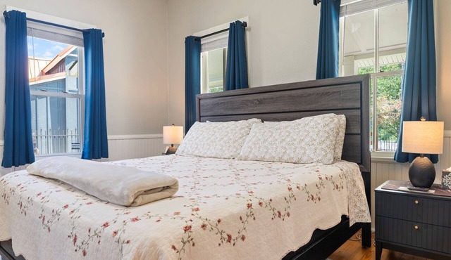 The Tellico Plains Inn, Historic Boutique Hotel, The Babcock Room