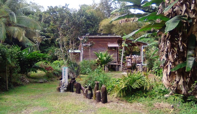 The Tete canal hut