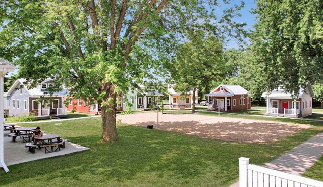 The Theatre District of Okoboji - The Curtain Call