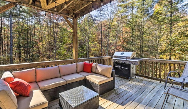 'The Toasted Marshmallow' Mt Jackson Retreat!