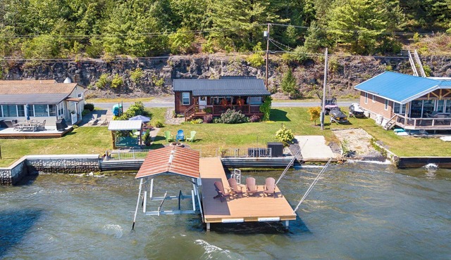 The Trottage: Modern 2 Bedroom Seneca Lake Home