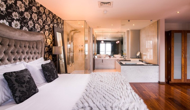 The Twelve Hotel