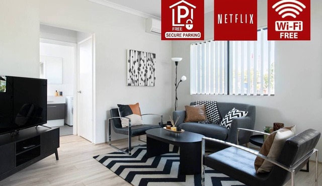The Ultimate Perth Hub: 2BR near River Freo & City