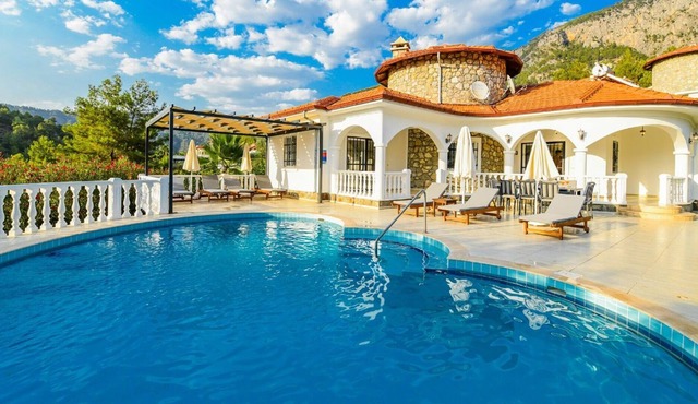 The Ultimate Villa with Stunning Views, Dalaman Villa 1054