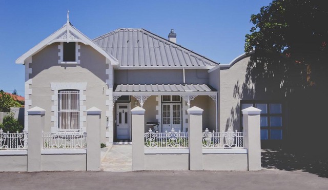 The Victorian Strand