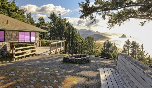 The Viewpoint - Ocean Views!