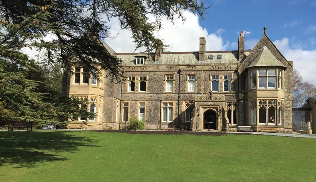 The Villa Levens