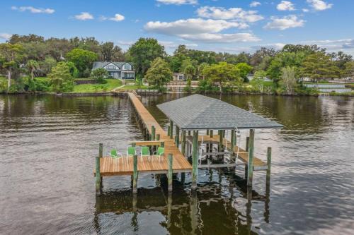 The W River Retreat in Green Cove Springs, FL