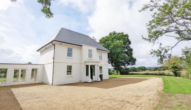 The White House - Bordon