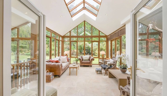 'The Willows' A Charming home on Dollarbeg Castle Estate