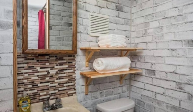 The Wolf Cabin - Bear Creek Cabins