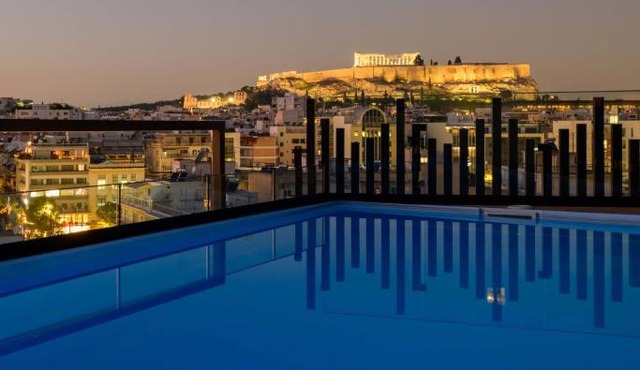 Thea Acropolis Suites & Apartments