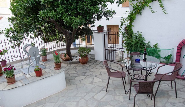 THELGITRO, A Traditional House Located in the Heart of Skopelos Town