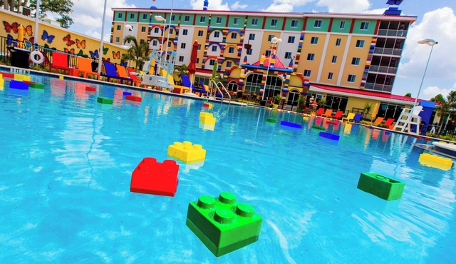 Theme Park at your Door Steps | Near Lake Dexter | Waterpark and Pool Access