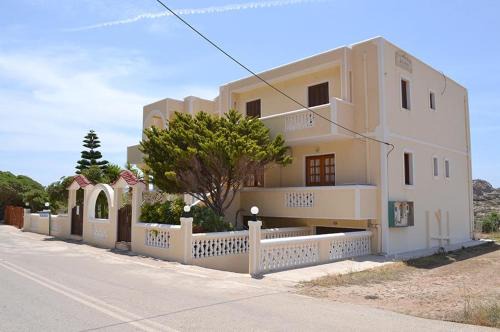 Theodosis Studios Finiki