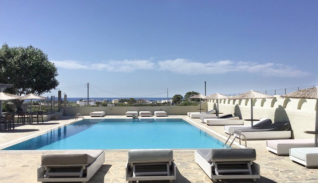 Thera Mare