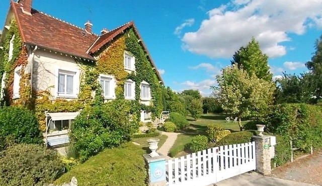 THIBAULT Villa * near Disneyland/Paris. Countryside, Space, Comfort and Calm.