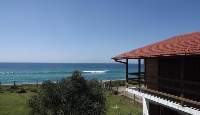 Thinking about staying by the sea? Full Moon Address.