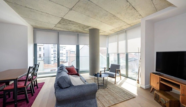This apartment is a 2 bedroom(s), 2.5 bathrooms, located in Beyoğlu, İstanbul.