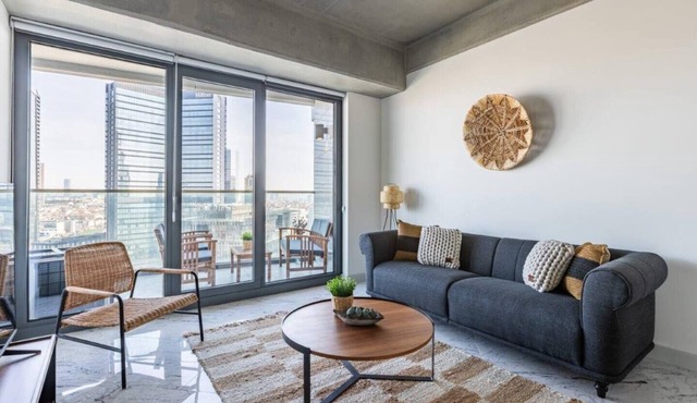 This apartment is a 2 bedroom(s), 1 bathrooms, located in Şişli, İstanbul.