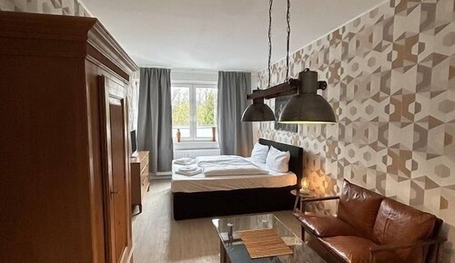 This cosy apartment is located in our apartment house Haldesdorfer Straße and is suitable for up to 4 people.