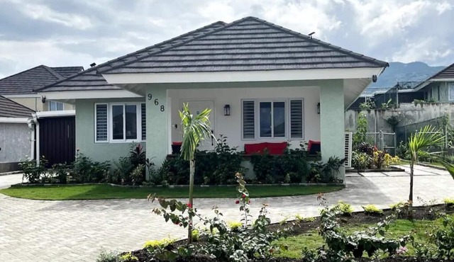 This luxurious spacious 3 bedrooms, 2 full bathrooms villa.