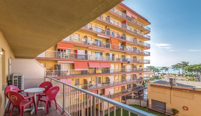 This modern, fully equipped 2 bedroom apartment in Malgrat de Mar is located just a few meters from