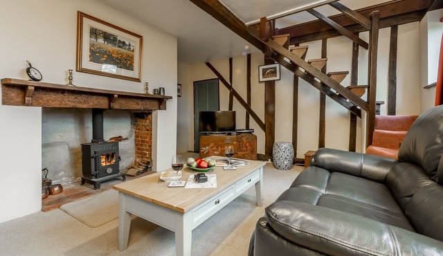 This property is positioned in the west wing of a fabulous moated farm house.