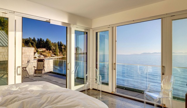 This property is sold. See Gibsons Ocean Getaway https:/www.vrbo.com/681977n