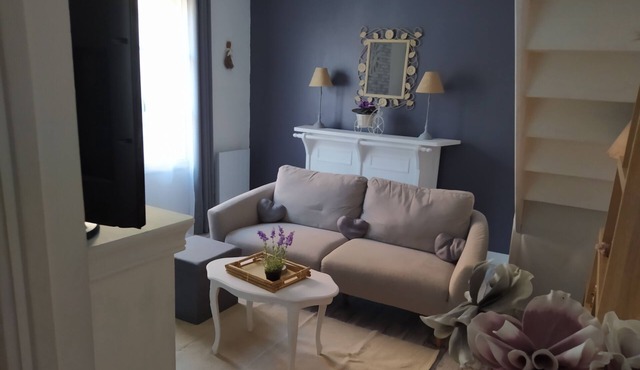 This residence in the heart of Honfleur is a great place to live.