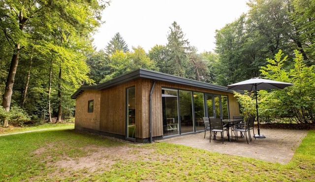This single-storey bungalow is the ideal holiday accommodation for groups with young children or for guests with limited mobility.