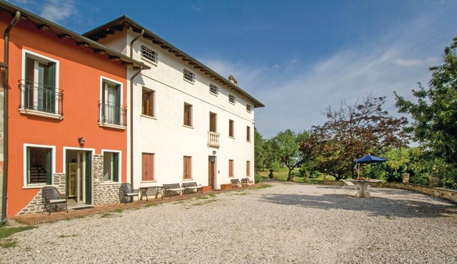This vacation apartment on two floors is located in a wing of a country house from the 19th century,