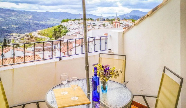 This welcoming vacation home is located in a beautiful and quiet village, Cortes de la Frontera, in