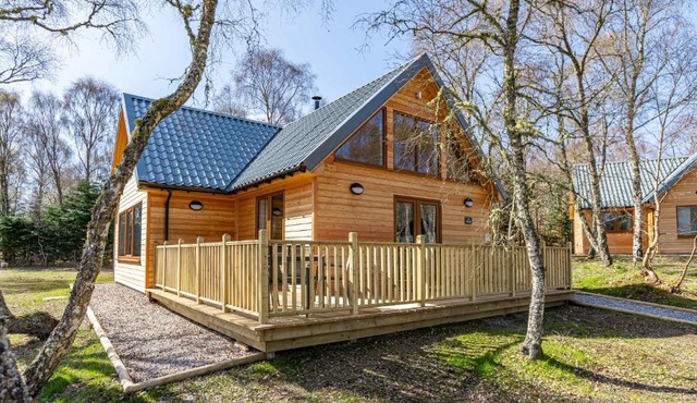 Thistle Lodge 21 with Hot Tub