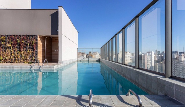 THK - Building With Pool in the Republica Neighborhood in SP