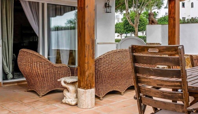 Three bedroom ground floor apartment - AO1402LT