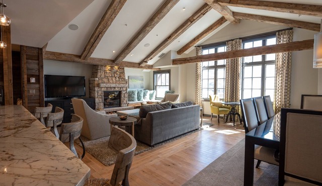 Three Bedroom Mountain Chic 6th Floor Penthouse with Amazing View - No Cleaning Fee! by RedAwning