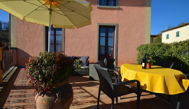 Three bedrooms apt. F in a Old Pasta factory with shared pool