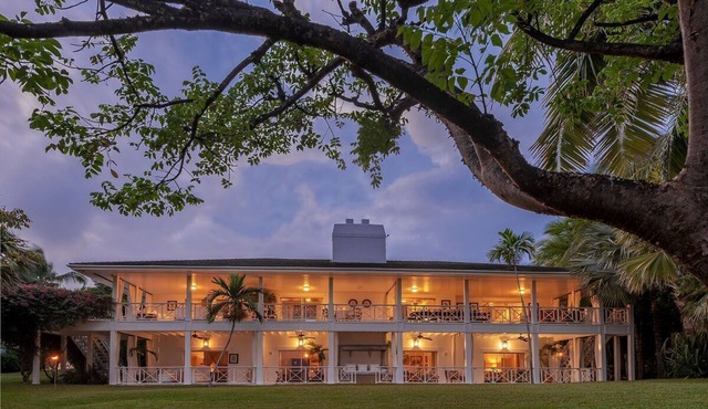 Three Bees Estate: Private Beachfront Retreat with Full Staff