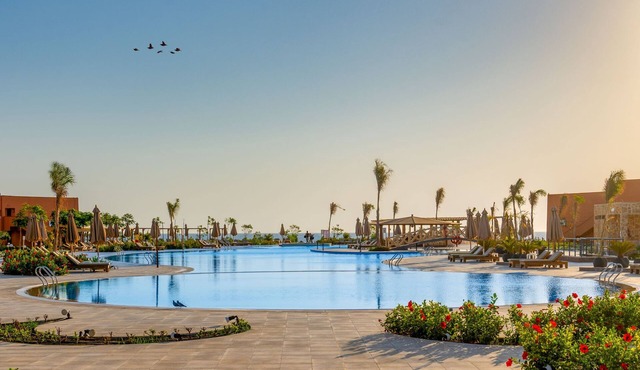 Three Corners Happy Life Beach Resort - All Inclusive