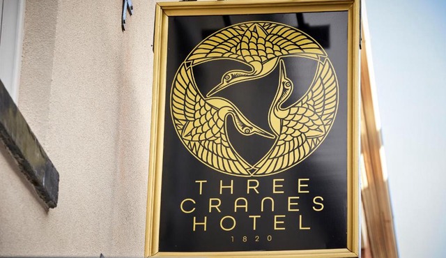 Three Cranes Serviced Apartments