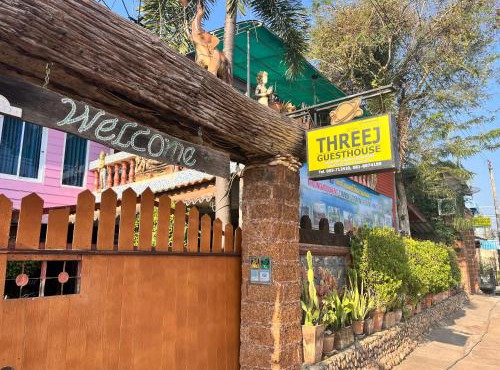 Three J Guesthouse