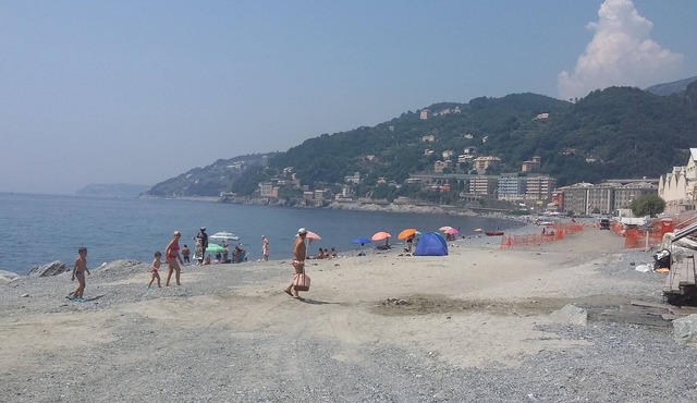 Three minutes from the sea 2